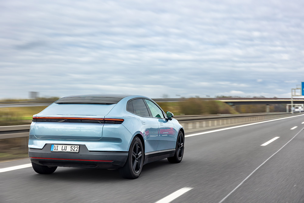 macan-ev-vs-q4-e-tron
